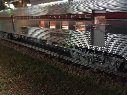 NJ Hi-Railers Review of 6-20005 6-81975 Lionel Ambassador Club Lionel Southern Pacific 18 Passenger Car Length View Length View from the Lionel Southern Pacific 18 Passenger Car from the New Jersey Hi-Railers Lionel Ambassador Club Review of 6-20005 6-81975
