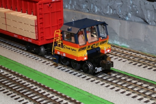 CLRC product review of Lionel Trackmobile image and article explaining its close to the actual unit Chicagoland Lionel Railroad Club product review of Lionel Trackmobile image and article explaining its close to the actual unit