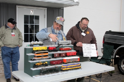 Types of trains the cars and their uses are displayed by CLRC Ambassadors to Lionel and Boy Scouts of America working on Railroading Merit Badge