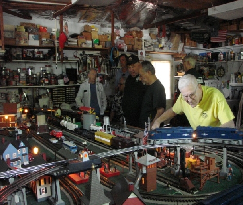 San Joaquin Toy Train Operators Lionel Club Ambassador view of visit of the 19 feet by 8 feet layout of member Jim Stetson View of the 19 feet by 8 feet layout of member Jim Stetson from visit by San Joaquin Toy Train Operators Lionel Club Ambassador