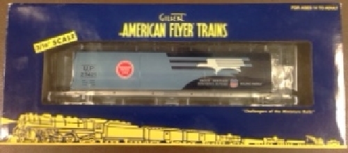 The 6-48641 UP Heritage MoPac Hopper comes in an American Flyer box as show in the review by the Lionel Club Ambassador Wichita Toy Train Club As show in the review by the Lionel Club Ambassador Wichita Toy Train Club the 6-48641 UP Heritage MoPac Hopper comes in an American Flyer Trains window box