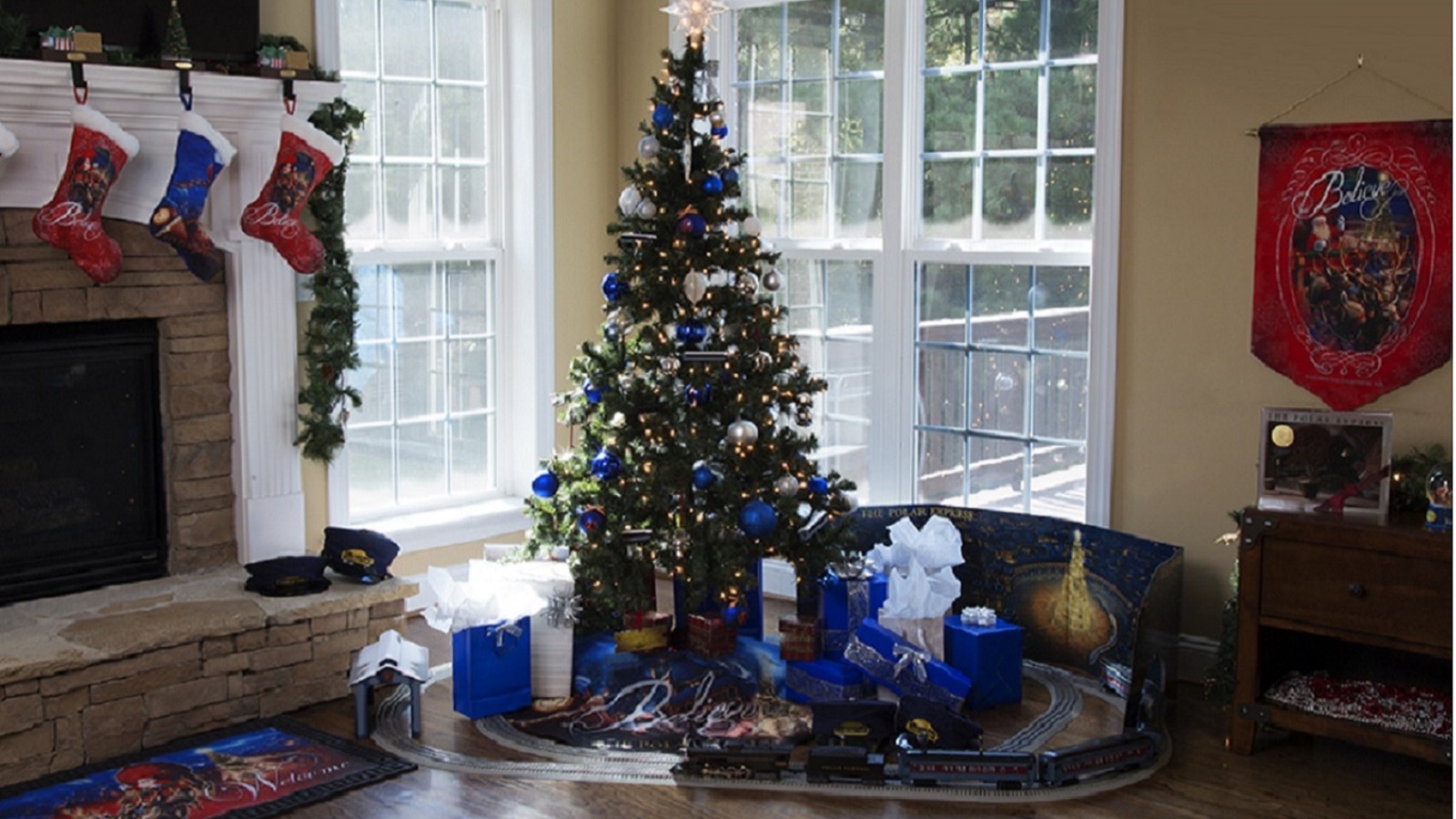 Polar Express Train Sets Find The Polar Express At Lionel