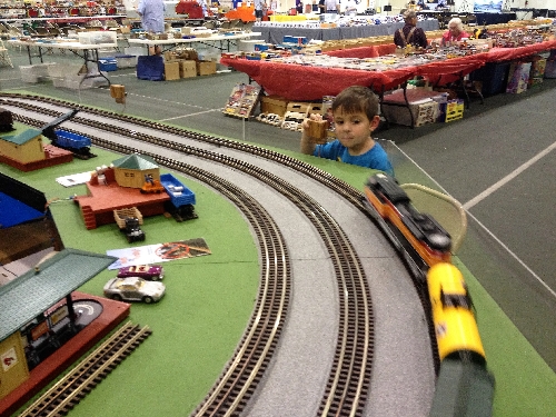 Kids stopped to see the layout in action at the Arkansas City Train Show November 5th and 6th 2016 with The Wichita Toy Train Club a Lionel Club Ambassador The Wichita Toy Train Club a Lionel Club Ambassador had kids stopped to see the layout in action at the Arkansas City Train Show