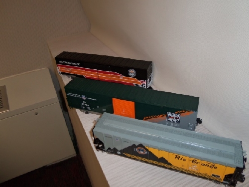 3 Cars from the Wichita Toy Train Club in Wichita KS Club Ambassadors to Lionel review of the Lionel Heritage Set of O scale freight cars By Wichita Toy Train Club in Wichita KS Club Ambassadors to Lionel 3 O scale freight cars shown from the review of the Lionel Heritage Set of O scale freight cars By Wichita Toy Train Club in Wichita KS Club Ambassadors to Lionel