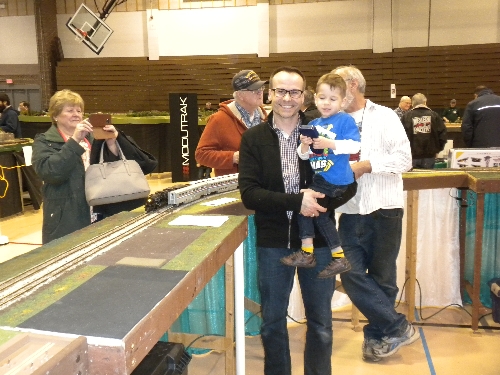 Family Fun for all with Ambassador to Lionel Chicagoland Association of S Gaugers at High Wheeler 16 Train Show Family Fun with CASG Lionel Club Ambassedor  at High Wheeler 16 at Harper College in Palatine IL