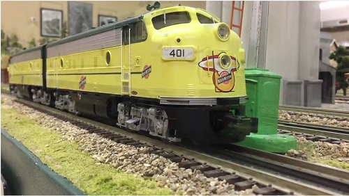 Image from the Lionel CNW F-7 AA Set Video Review by the Wichita Toy Train Club Lionel Club Ambassador The Wichita Toy Train Club Lionel Club Ambassador reviews the Lionel CNW F-7 AA Set on video