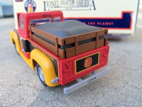 Reviewed by Lionel Club Ambassador The Wichita Toy Train Club the KCS Inspection Truck 6-58267 shows the KCS logo on the tailgate